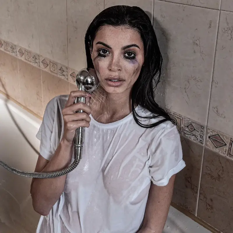 Войната започна:  Успешен старт за МЕГЗ и „Маската”. Карбовски бесен...