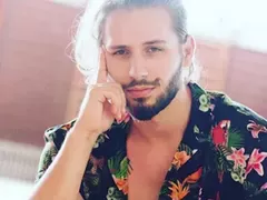 Папи Ханс тръгна на психолог