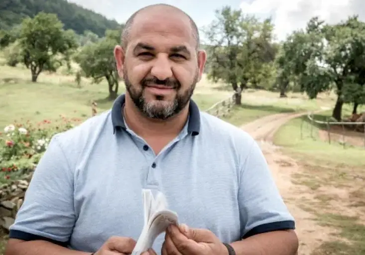 Закопчаха Цецо от Фермата, прекарвал бежанци (Скандални подробности)