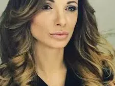 Аксиния започва да учи медицина