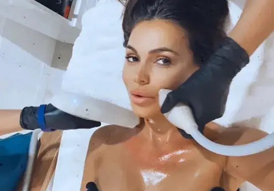 Алисия се подмладява за младото си гадже (Фото)