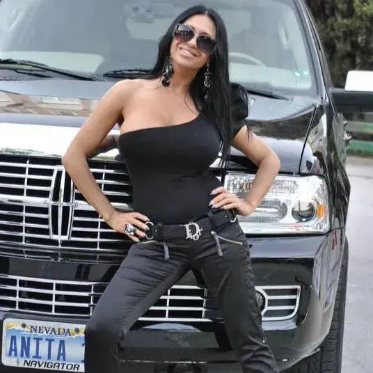 Анита Мейзер разкрива в мемоари:  Аз бях Айше (Миска разказва за пътя си от Пет могили до Лас Вегас)