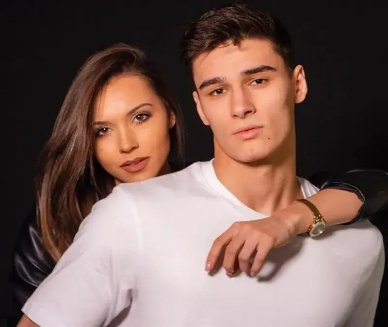 Честито! Мис България Теди Мудева гласи СВАТБА