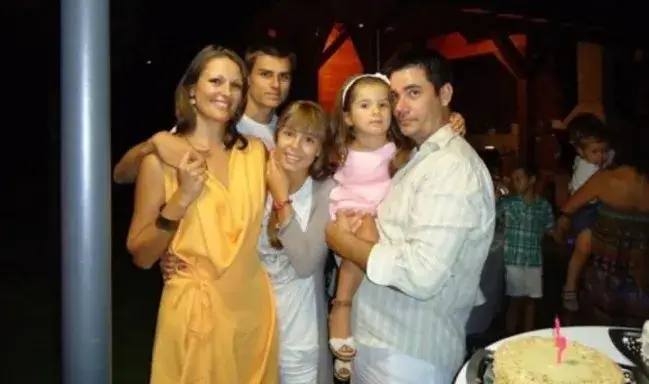 Честито! Шеф Ангелов се сгоди (Водещият на Hell’s Kitchen стяга сватба)