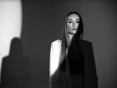 Дара Екимова разплаква с балада посветена на баща й