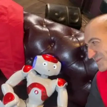 Дони отдава под наем 12 апартамента!