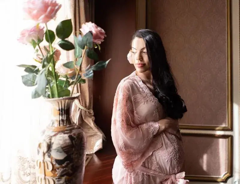 Двоен празник! Изписват втората внучка на Илиана Раева на рождения й ден (Вижте на кого е кръстено бебето)