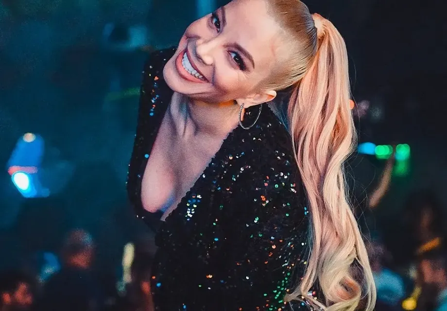 Емилия мина на диета, не иска да я мислят за бременна