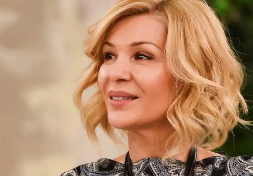 Гала сложи майка си под карантина (Водещата забрани и на дъщеря си да се среща с баба си)