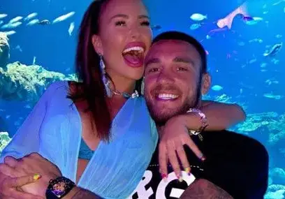 Гери-Никол запозна гаджето с родителите си