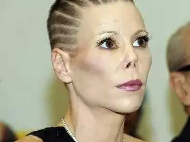 Княгиня Калина украсява дома си с... кости!