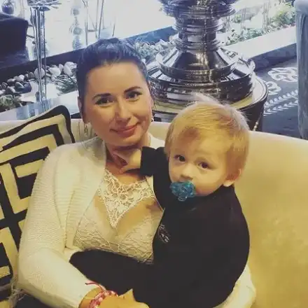 Кобилкина закъса с парите, стиска се за ЧРД на сина си