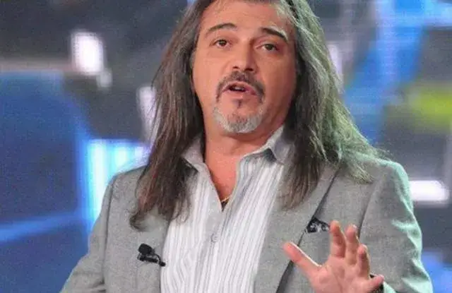 Маги Халваджиян бесен: Искат ми покани за  „Капките”, не е за вярване