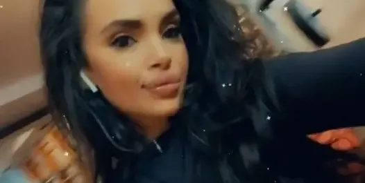 Майки скочиха срещу поредната пошла изцепка на Отварачката: На това ли учиш дъщеря си? (Брутална снимка)
