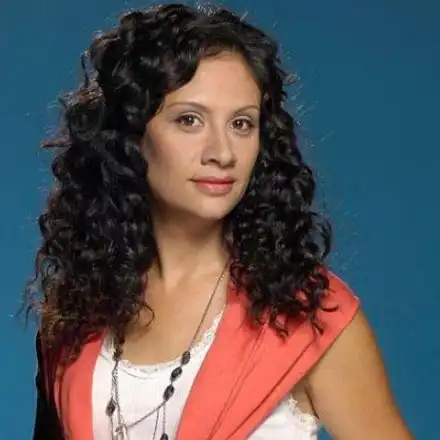 Мариана Попова облича сираци