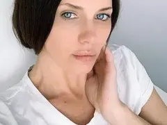 Мария Силвестър се подмладява с мезотерапия (Водещата се втали само за месец и половина за младото си гадже)