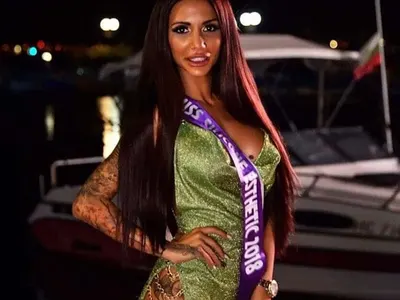 Мисис България ще става фолкзвезда (Вече подписа и договор)