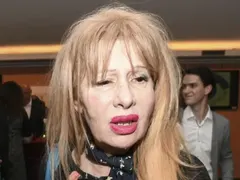 Муки с разбито сърце