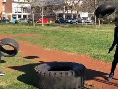 На Черната Златка не й пука от коронавируса (Вижте какво измисли)