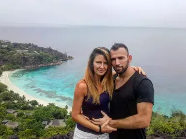 Наско Месечков и жена му отменят резервации заради коронавируса