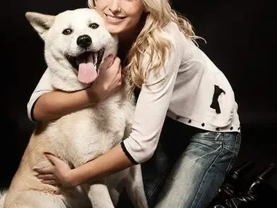 Николета Маданска празнува рожден ден на кучето си