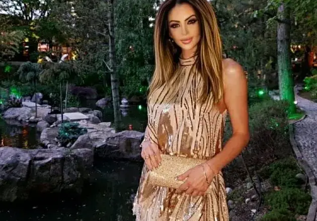 Новият на Таня Боева си татуира лицето й, певицата разтопена от жеста (Снимки)