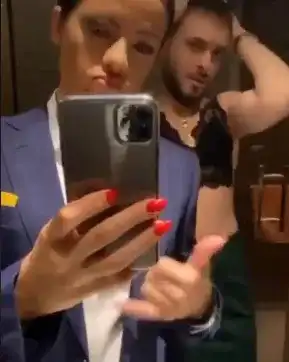 От скука в изолацията - Криско се кълчи по сутиен в нета (Смешно видео)