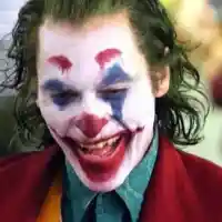 Потрес! Мис България вече прилича на Жокера (Снимка)