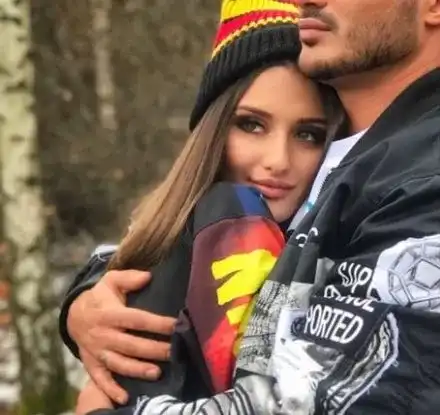 Протежето на Галин с пълна промяна (Певецът накара Лидия да клъцне носа си)