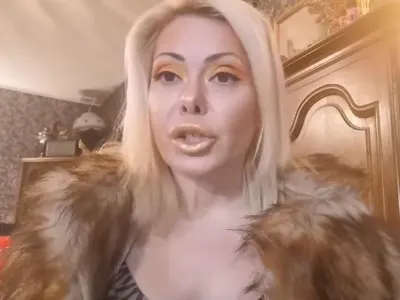 Sex скандал с Албена Вулева! Блокираха профила й заради снимка на мъжки атрибут