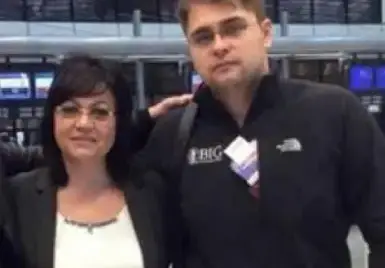 Синът на Корнелия Нинова блокиран в Ню Йорк (Рафаел не може да се прибере у нас заради коронавируса)