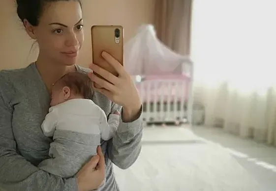 Славея Сирекова прелива от кърма (Снимка)