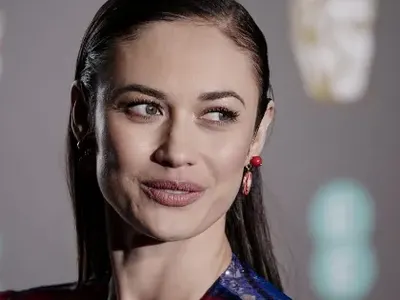 След Том Ханкс и жена му: И момиче на Джеймс Бонд болна от коронавируса (Олга Куриленко с положителен тест)