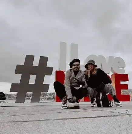 Венци Венц заряза майка с бебе на ръце и се хвана с танцьорка