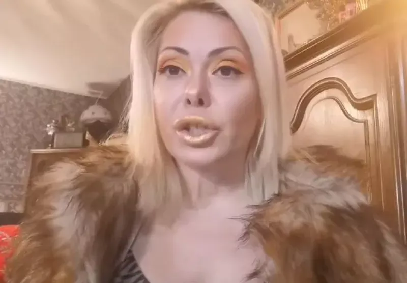 Sex скандал с Албена Вулева! Блокираха профила й заради снимка на мъжки атрибут