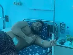 След спешната операция - изписаха Коцето от болницата