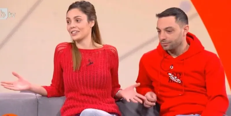 Звезда от „Съни бийч” живее на семейни начала с братовчед си!