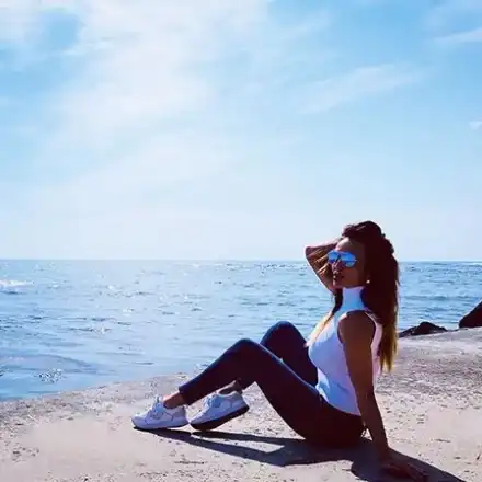 47-годишната Глория работи за бебе насред пандемията