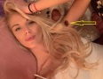 Натали Трифонова крие родилен белег