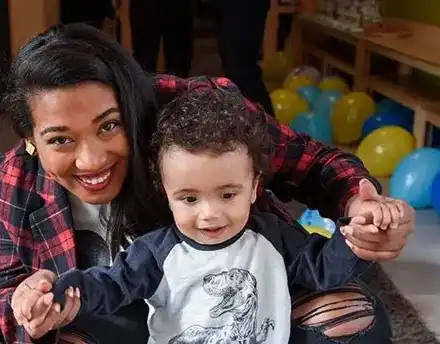 Бебето на Део проходи по време на карантината