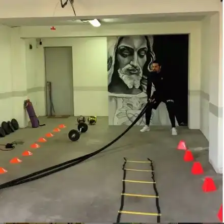 Благой Георгиев превърна дома си във фитнес