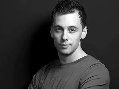 Бойко Кръстанов обикаля София на колело (Вижте как поддръжа форма)