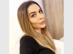 Бони се обясни на новото си гадже