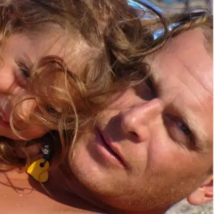 Честито! Щерката на Вергов стана на 18