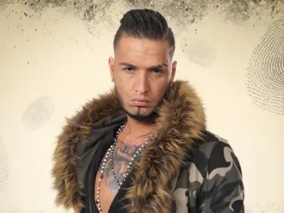 Джино избяга от София, не може да се прибере!