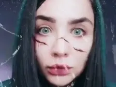 Елен Колева яде очи от скука