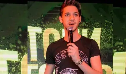 Емрах Стораро ще излети от „Пайнер“? Митко Димитров го спипал да пее на черно (Всичко за издънката)
