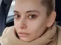 Ева Веселинова се изплаши от себе си! Вече и вкъщи е с кило грим! (Подробности и снимки)