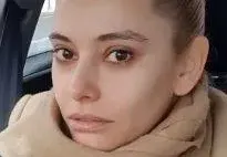 Ева Веселинова се изплаши от себе си! Вече и вкъщи е с кило грим! (Подробности и снимки)