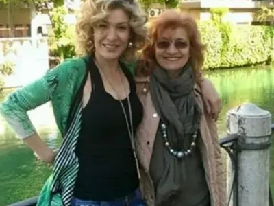 Гала с щедър жест за майка си - купи й нов апартамент